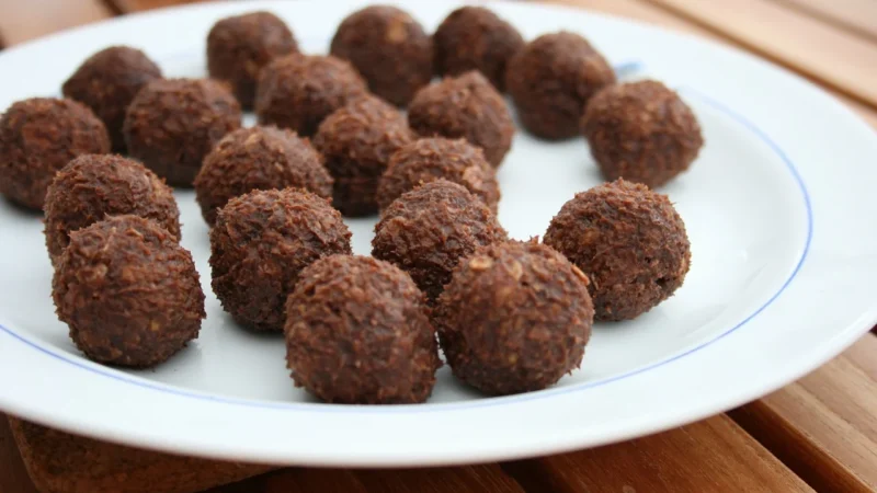Govinda Snack Balls Czekolada-Wiśnia, Bio 100g