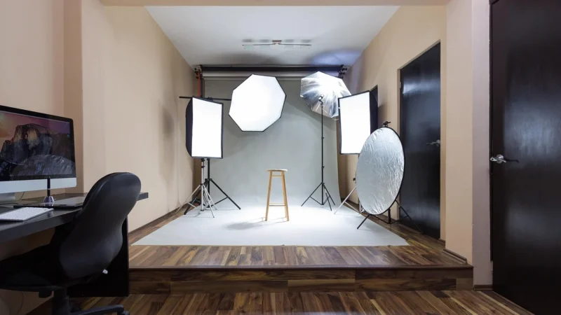 Jak wybrać idealne oświetlenie studyjne dla fotografii zawodowej