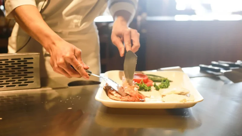 Gotowe dania na patelnię — szybkie i smaczne rozwiązanie dla HoReCa